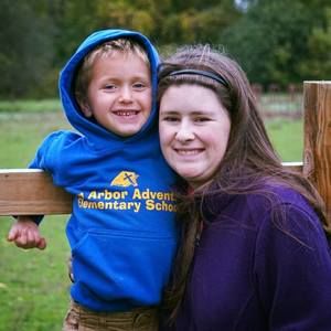 Meet your Posher, Madeline